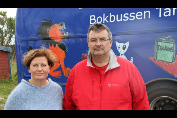 Gir ikke opp bokbussen