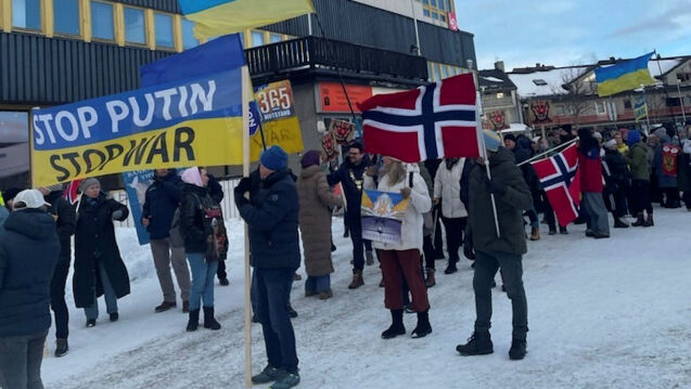 Rekordmange demonstrerte i Kirkenes
