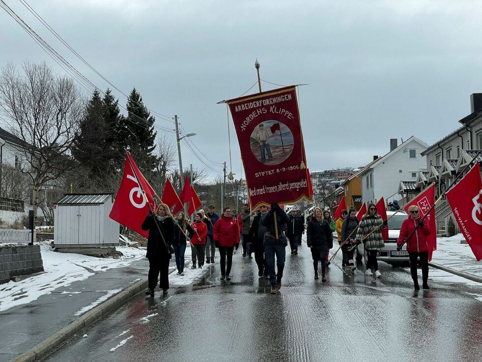 Tidligere fagforeningsleder Aron Jensen beskriver et stort sinne mot at LO brukte den såkalte opprørsfanen på årets 1. mai.
 Foto: Birgitte Wisur Olsen