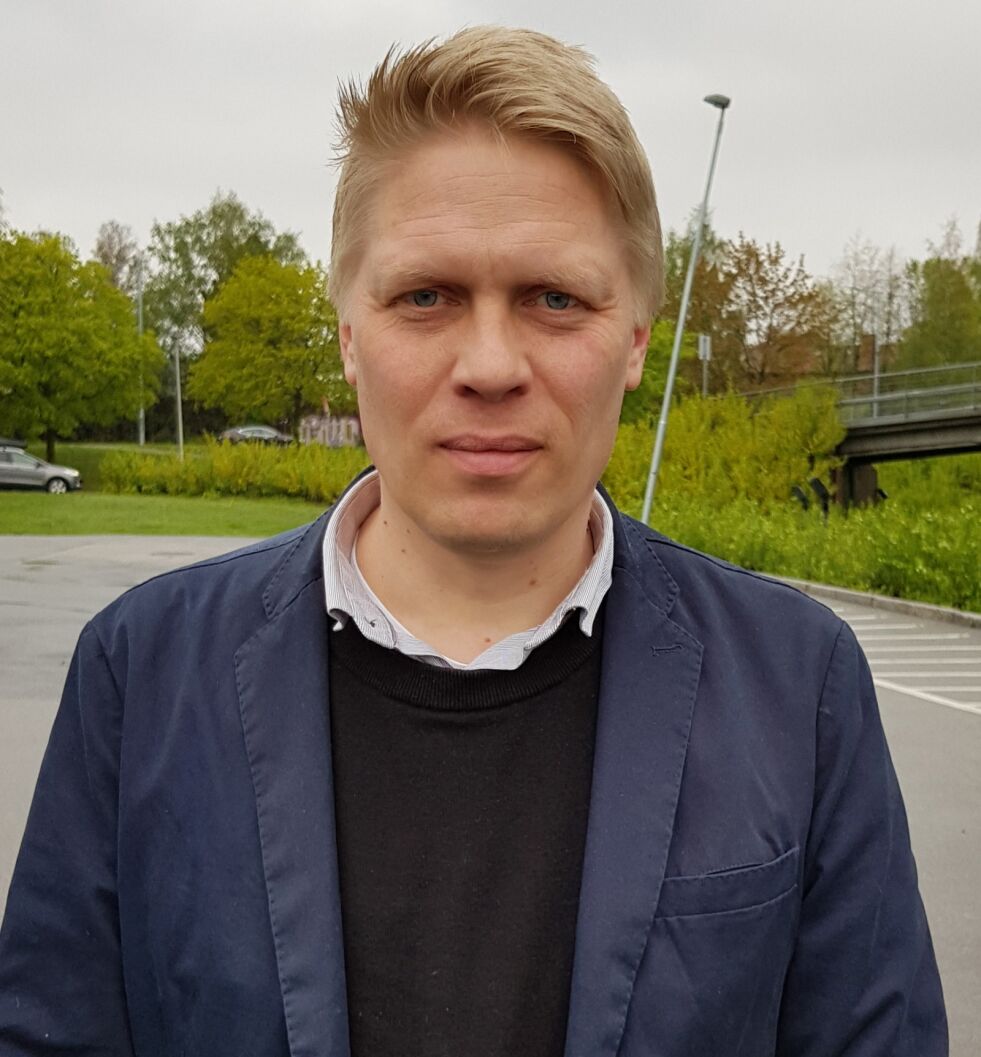 Det er tidligere konstituert lagdommer og nå kollega av Øyvind Ravna, Jussi Pedersen, som har levert inn anmeldelsen. – Truslene som er lagt frem mot Ravna er langt over grensa for det man kan tillate, sier han.
 Foto: Privat