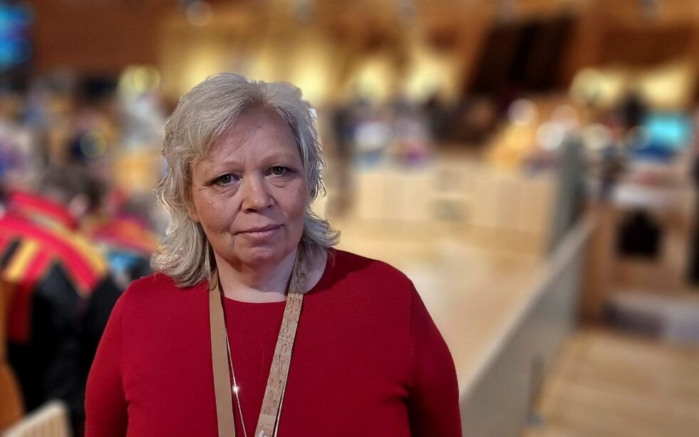 Sametingsrepresentant Vibeke Larsen mener sametingsrådet gir noen heldige to vinnerlodd, mens resten blir taperne.
 Foto: Steinar Solaas