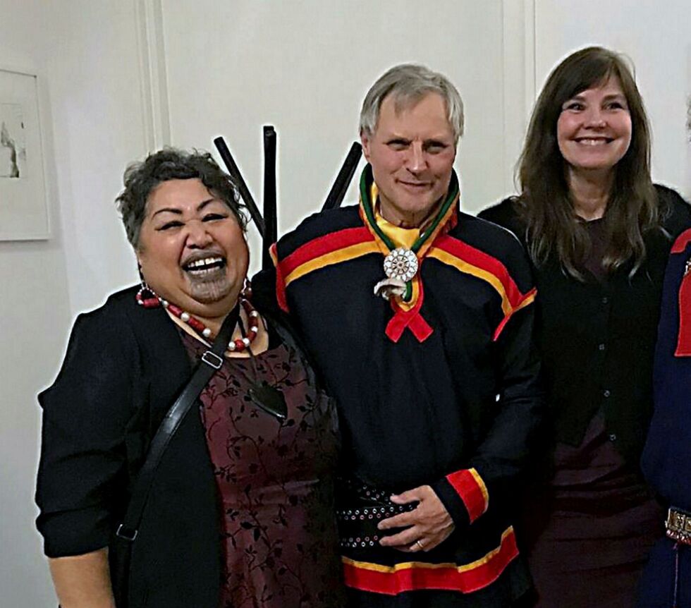 Her er tre av medlemmer av rådet i Arktisk sjamansirkel. Erena Röhse. Eirik Myrhaug og Hege Dalen.  Foto: Arktisk sjamansirkel
 Foto: Arktisk sjamansirkel