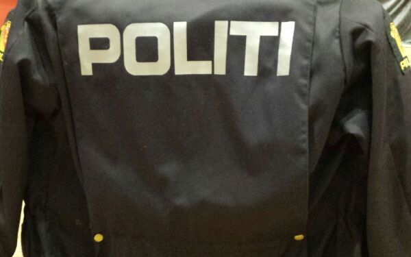 Angrep politiet mot halsen