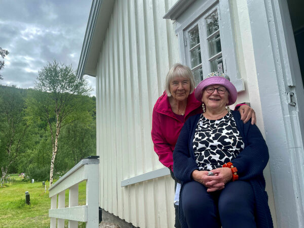Holder kirkedøra åpne for veifarende