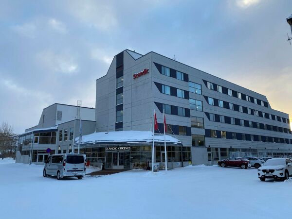 Rådhuset ikke godt nok for politikerne, leier hotell til møter