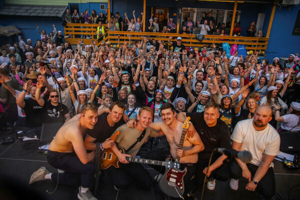 Skolekorpset + Moillrock = sant