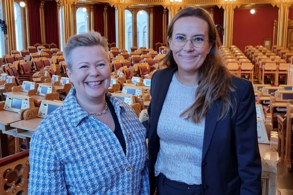 Stortingsrepresentantene Siv Mossleth (Senterpartiet) og Marianne Sivertsen Næss (Arbeiderpartiet) ønsker å styrke Statens naturoppsyn med flere stillinger.
 Foto: Pressefoto