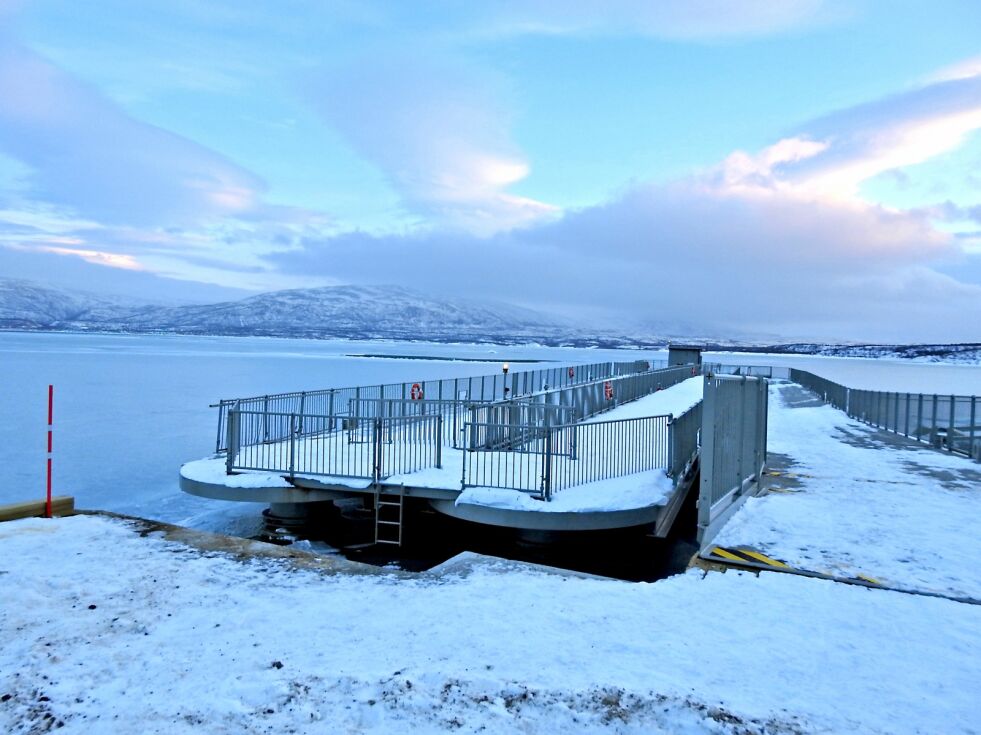 Oppbygginga av is har skapt problemer for SeaWalk-løsninga i Hamnbukt. Havnevesenet mener de har bra kontroll på situasjonen, men vurderer likevel ulike fremtidige løsninger for å unngå problemer.
Foto: Kristin Marie Ericsson