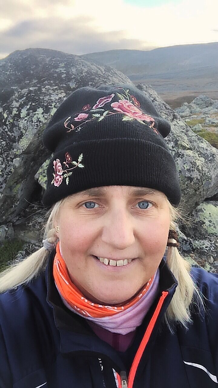Hege Persen sier hun er glad for å være med på å bygge opp en kjempeviktig institusjon for Tana.
 Foto: Privat