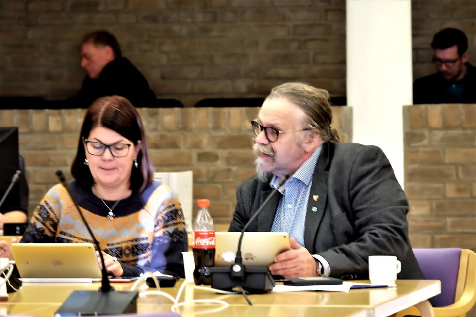 Trine Noodt og Kurt Wikan fikk ikke gehør for sitt forslag om å forlange oppdrett i lukkede anlegg.
 Foto: Bjørn Hildonen