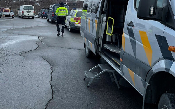 Fire droppet sjåførkortet, må møte i retten