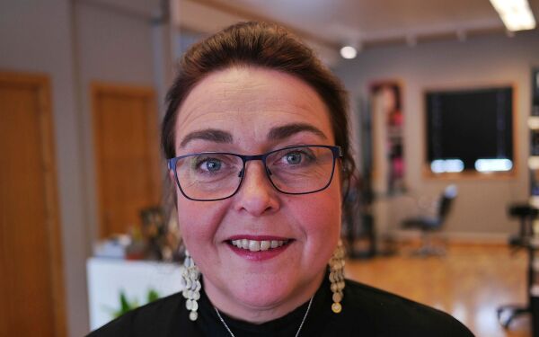 Ada gleder seg til å gjenåpne salongen