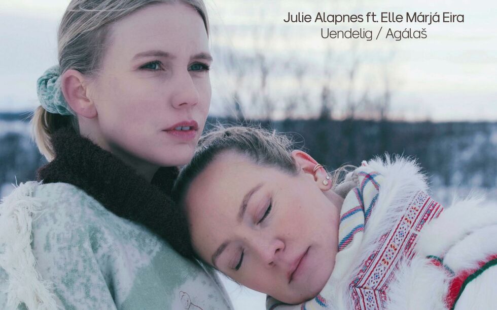 – Jeg utforsket det samiske enda mer gjennom å samarbeide med joiker Elle Márjá Eira gjennom ei av låtene på mitt nye album, forteller Julie Alapnes.
 Foto: Pressebilde