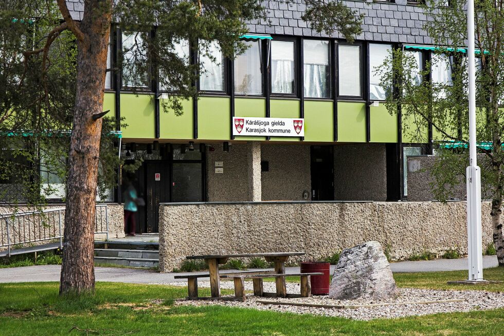 Statsforvalteren registrerer at gamle synder tas opp igjen i dette bygget i Karasjok.
 Foto: June Hélen Bjørnback