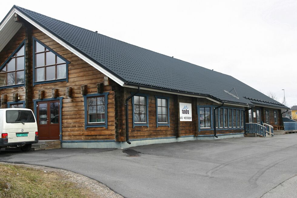 Mange ønsker å flytte inn det tidligere Asvo-bygget i Varangerbotn, og en avklaring er ventet når kommunestyret skal behandle saken 20. juni.
 Foto: Torbjørn Ittelin