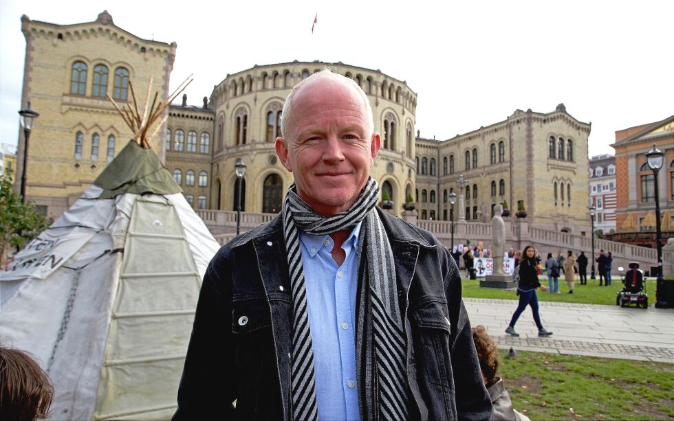 Stortingsrepresentant Lars Haltbrekken (SV) vil vite hvor lenge regjeringen skal prøve seg på omkamp, før man begynner det faktiske arbeidet med å avslutte de pågående menneskerettighetsbruddene i Fosen.
 Foto: Steinar Solaas