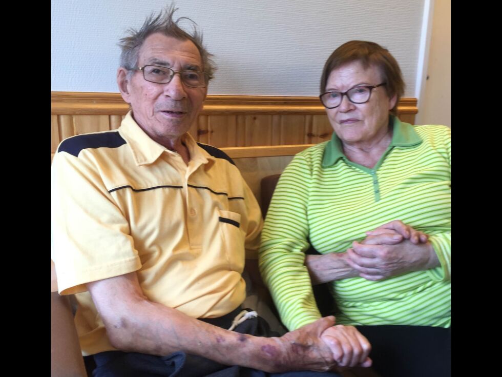 Sendt hjemmefra: Klemet Stueng (79) er tvangssendt 180 kilometer fra kona Marit (78) og resten av familien, fordi Karasjok kommune ikke klarer å gi han lovbestemte pleie- og omsorgstjenester.
 Foto: Privat