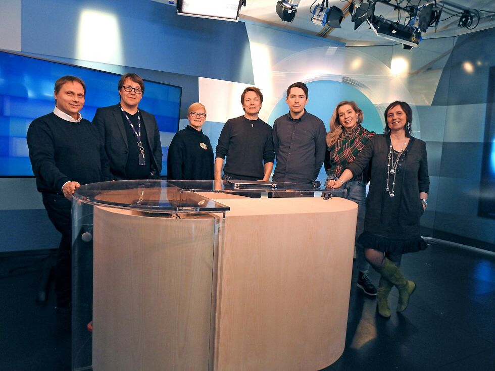 Samisk programråd samlet med redaktørene fra NRK Sápmi.
 Foto: Lea Nilsen Marakat