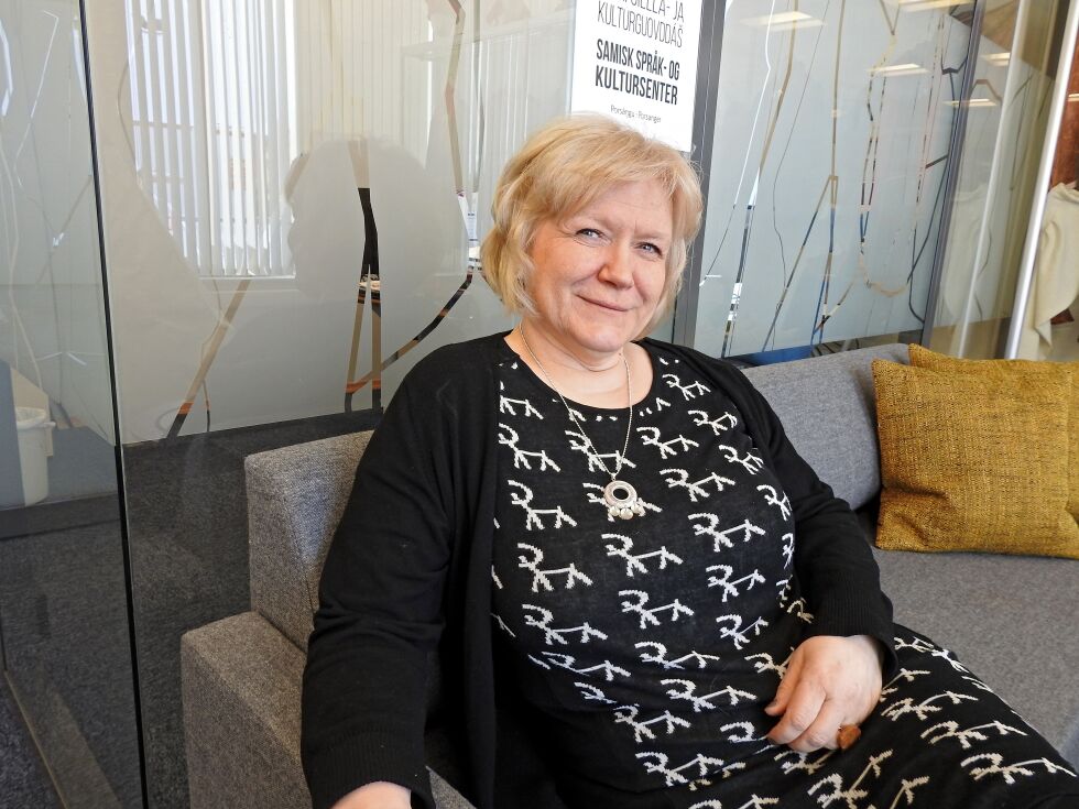 Sara Marlene Stødle ved samisk språk- og kultursenter i Porsanger sier til Ságat at talkshowet er for alle, både liten og stor. Duoen Guttorm og Wersland skal se an publikummet, og velge språk deretter. Talkshowet vil dermed foregå på både samisk og norsk.
 Foto: Kristin Marie Ericsson