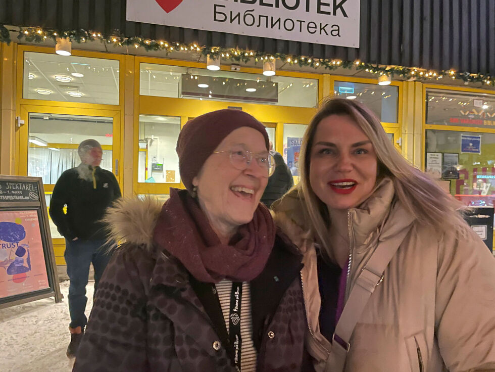 Marit Bjerkeng og Lessia Johansson fikk med seg Boris Grebensjtsjikovs konsert, og var lykkelige for å ha fått med seg den opplevelsen i livet.
 Foto: Birgitte Wisur Olsen