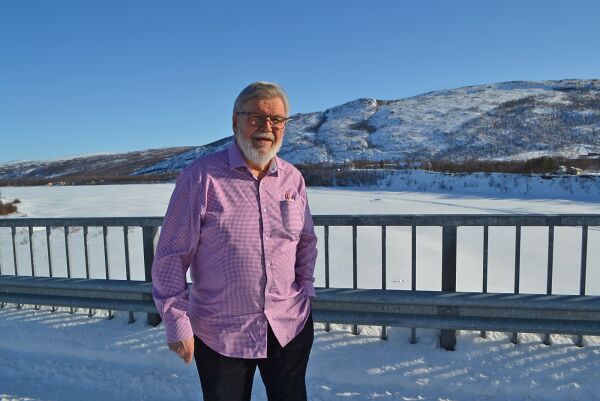 Bygger hotell i Utsjok