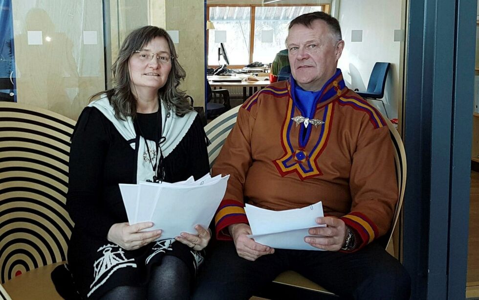 To­ril Bakken Kåven og Ke­til Roms­dal.
 Foto: Nordkalottfolket