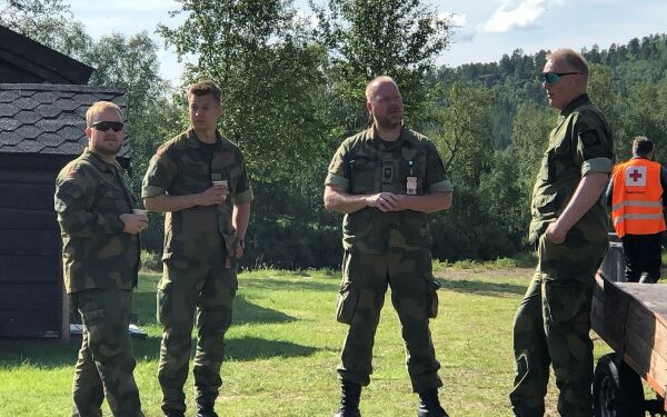 – Vi jobber for å finne ham i live