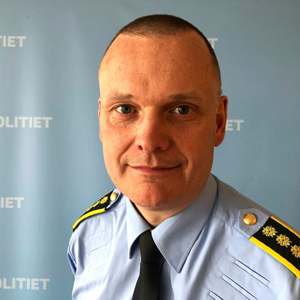 Po­li­ti­sta­sjons­sjef Øy­vind Lorentzen i Alta er den som har an­svar­et for å få på plass en po­li­ti­av­ta­le med Kau­to­kei­no. Plik­tig sam­ar­beid med­fø­rer ar­beid, påpeker po­li­ti­et, og hev­der Kau­to­kei­no fra­skri­ver seg an­svar. Foto: Po­li­ti­et.