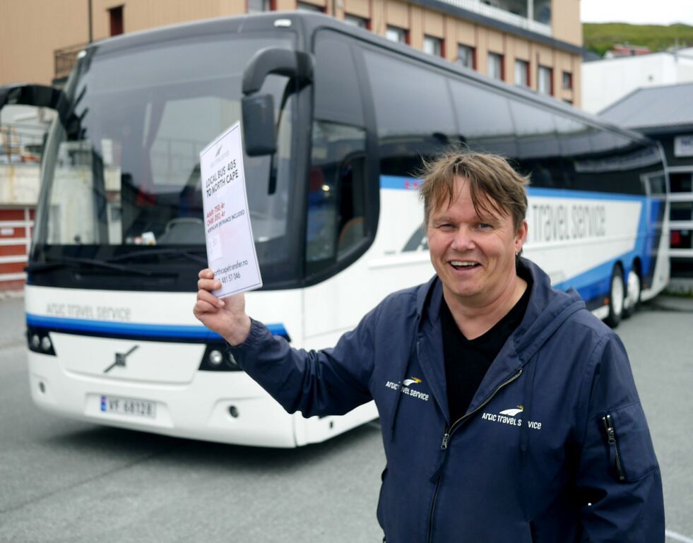 Bengt Agnar tar 750 kroner for tur til Nordkapp og Skarsvåg med retur. Hans pris er betydelig lavere enn prisene som Boreal og Hurtigruten tar.
 Foto: Geir Johansen