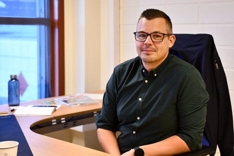 Lars Gustav Torstein Storelv fra Billefjord er ansatt som administrerende direktør i Luostejok Kraftlag SA.
 Foto: Irene Andersen