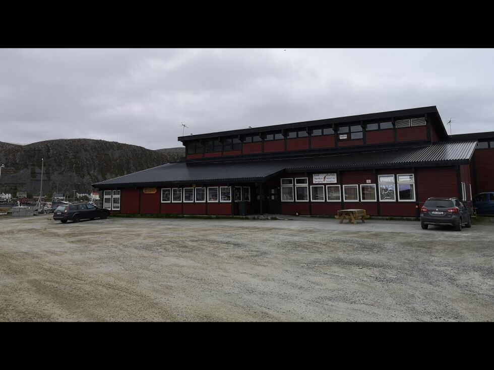 KJØPER: Lebesby kommune kjøper Strandveien 217.
 Foto: Erik Brenli