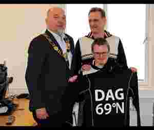 Dag fikk lykkeønskninger