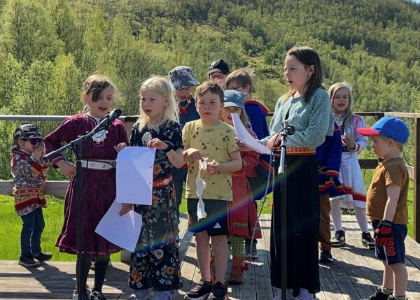 Om gandbjørka, huldra og et titalls gammetufter