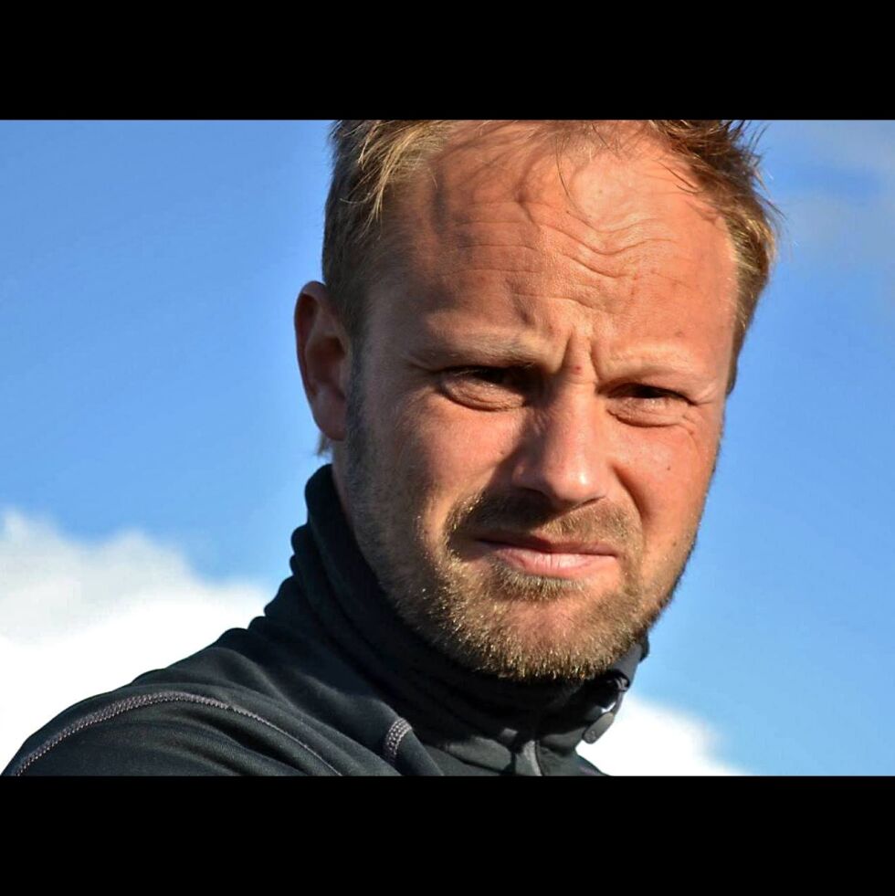 Peter Anders Haastrup Kroman vil at politikerne i Porsanger tar en ny runde på kommunens arealplan, der de tydelig sier NEI til åpne oppdrettsanlegg i Porsangerfjorden.
 Foto: Arkiv: Ságat