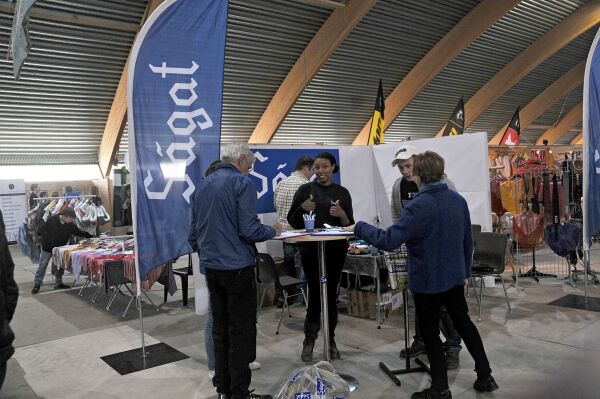 Ságat på Storhallmessa