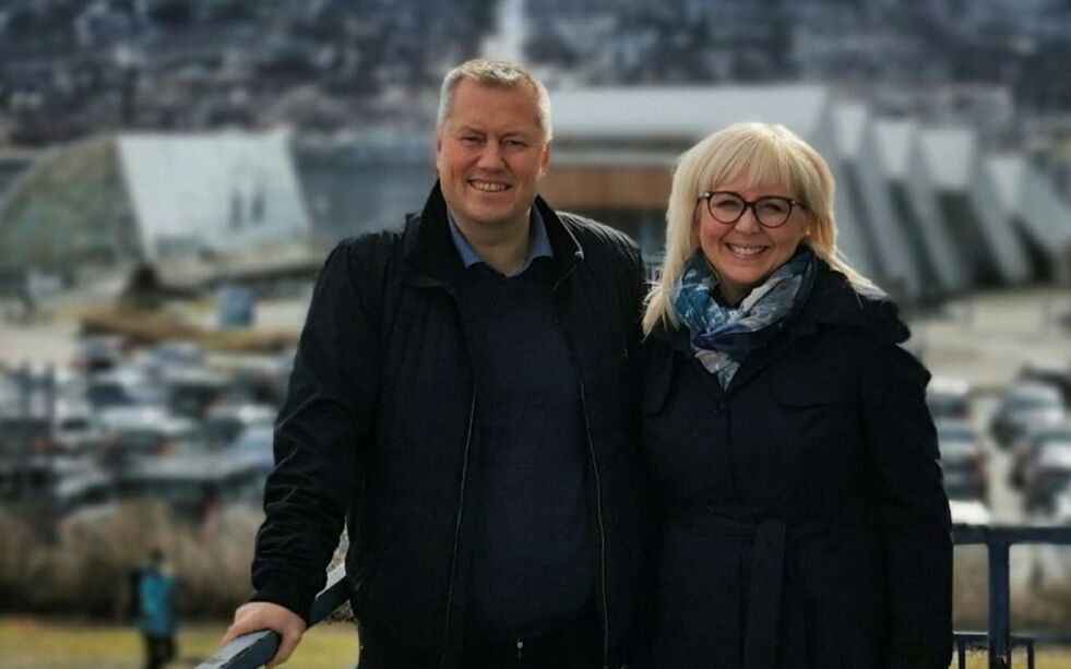 Fylkesråd Ronald Wærnes (Sp) og Sps gruppeleder i fylkestinget Irene Lange Nordahl.