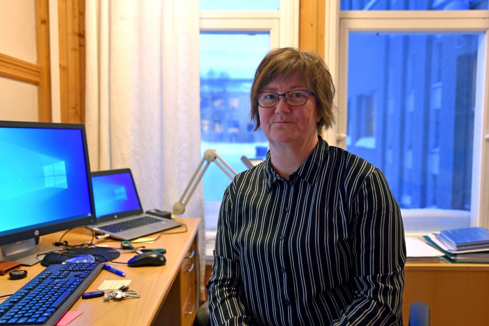 Berit Salamonsen, rektor ved Voksenopplæringen, forteller at tyveriet ble nylig oppdaget og anmeldt. Alle foto: Kristin Humstad