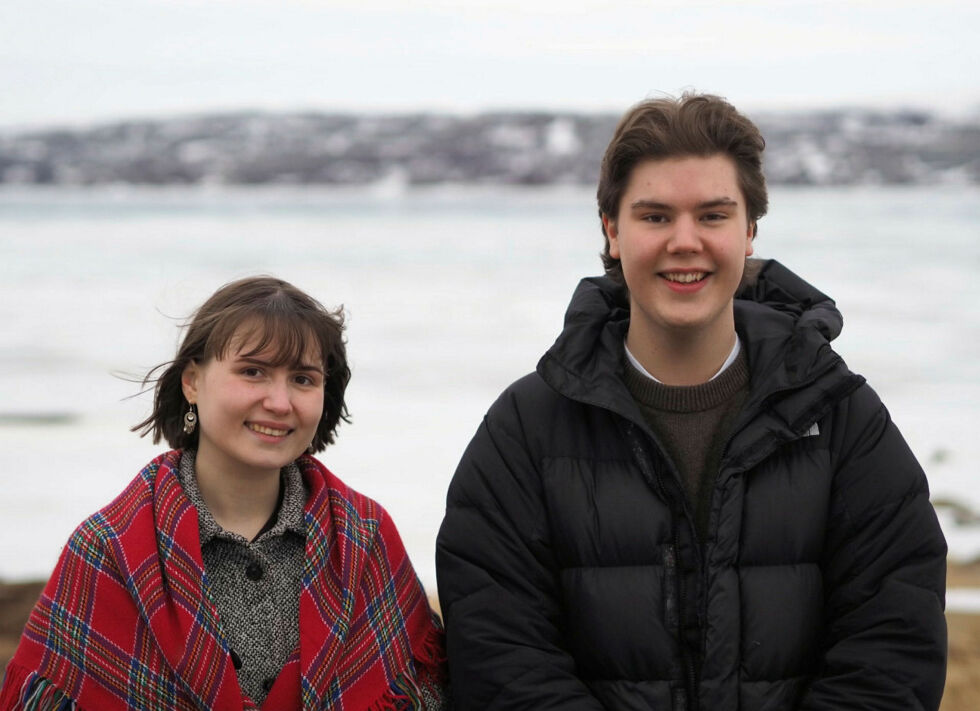 Ariana Olsen, 2. kandidat for Arbeiderpartiet til sametingsvalget i Nordre valgkrets, og Magnus Vassvik, 3. kandidat for Arbeiderpartiet til sametingsvalget i Østre valgkrets.
 Foto: Privat