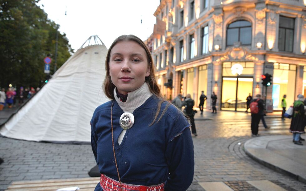 Ella Maria Hætta Isaksen er talsperson for Fosen-aksjonen i anledning toårsdagen for Høyesterettsdommen.
 Foto: Steinar Solaas