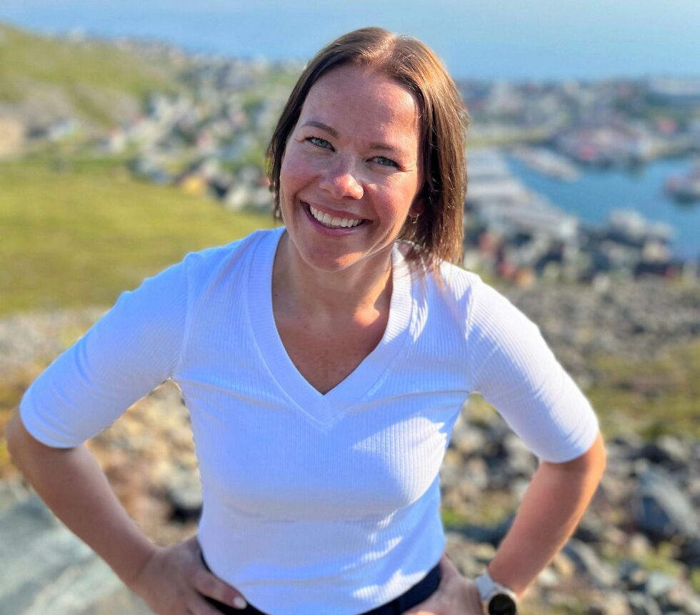 Hun har drevet med idrett fra hun var barn og tar gjerne en løpetur opp Storfjellet. Under Nordkappfestivalen i fjor brukte hun kun 17 minutter på å løpe fra rådhusplassen til toppen av Storfjellet.
 Foto: Privat