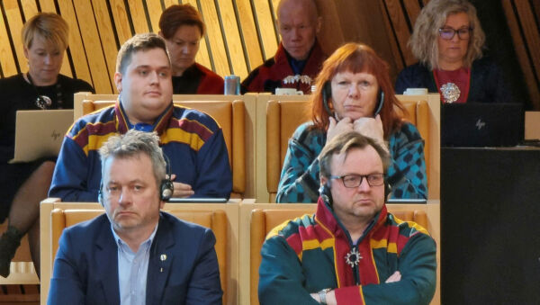 Ville reise hjem – plenumsleder nektet