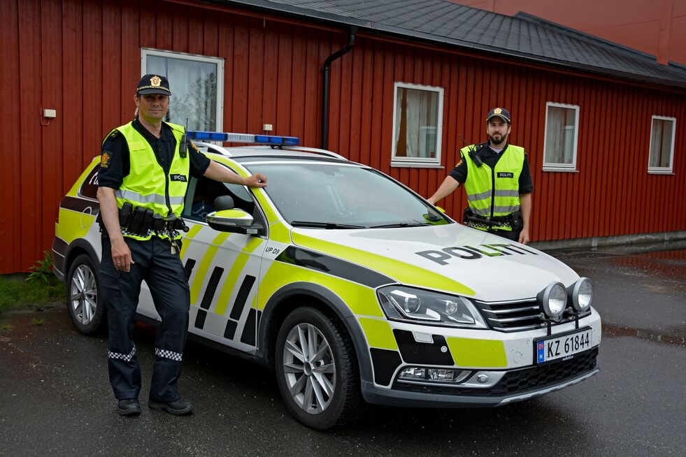 Utrykningspolitiet (UP) tok førerkortet til en mann i 30-årene, tirsdag kveld. Mannen kjørte i 98 kilometer i timen i 50 sonen i sentrum av Lakselv.
 Foto: Kristin Marie Ericssson