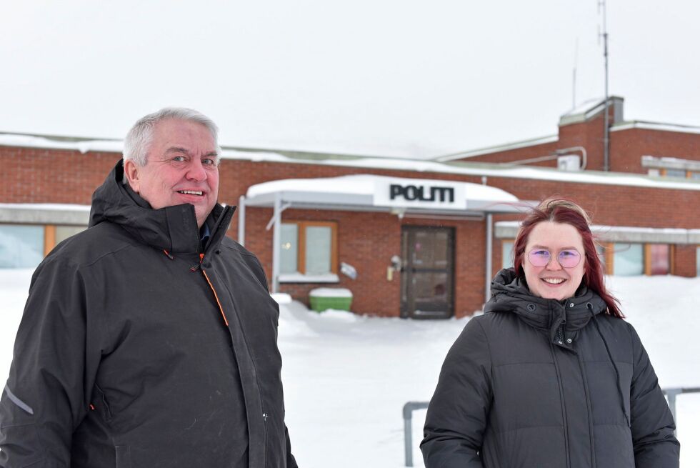 Bjørnar Pedersen og Nina Eriksson fra Porsanger Høyre tror lokalene som politiet nå disponerer, vil egne seg som møteplass for ungdommen. Foto: Irene Andersen
 Foto: Irene Andersen