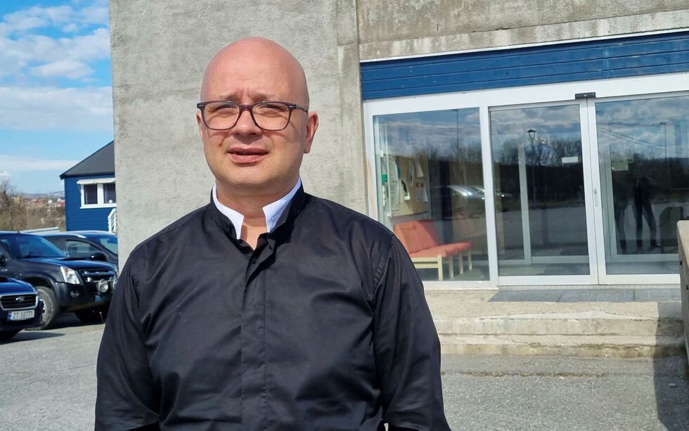 Charles Petterson er nytilsatt kommunedirektør i Nesseby, og har endelig både bostedsadresse og jobbadresse i kommunen innerst i Varangerfjorden.
ALLE FOTO: TORBJØRN ITTELIN