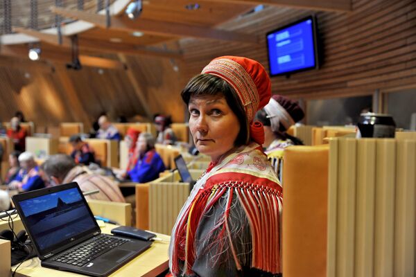Fremmer forslag om  styrking av samisk språk