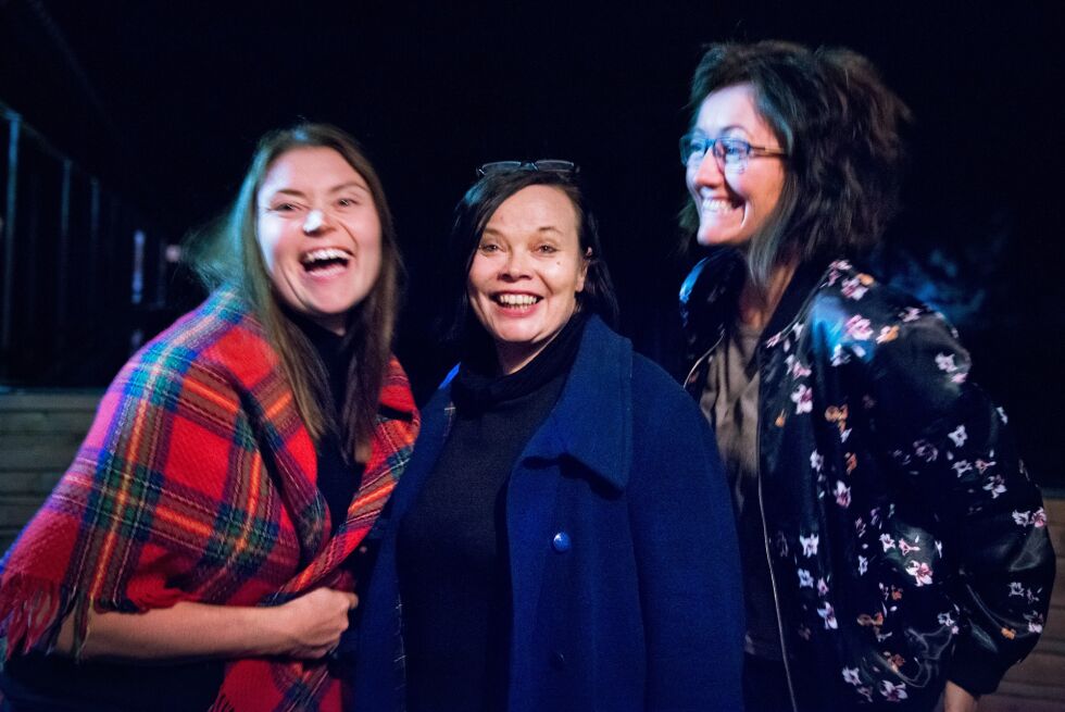 Prosjektleder Ida Marie Bransfjell, produsent Kari Thorvik og kommunikasjonsansvarlig Johanne Sundby.
 Foto:  Frøydis Falch Urbye