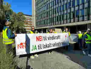 Aksjonerer og stenger vindkraftverk