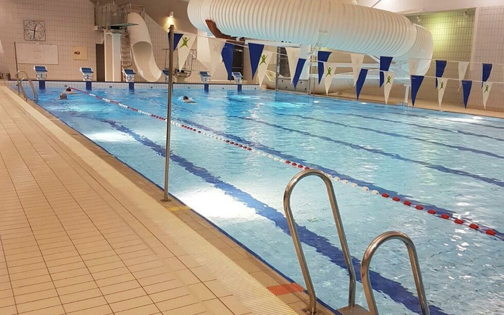 Mens det meste av treningstilbud er stengt ned i Sør-Varanger, kan inntil hundre personer bruke Barentstbadet samtidig.
 Foto: Tommy Andressen, Barentsbadet