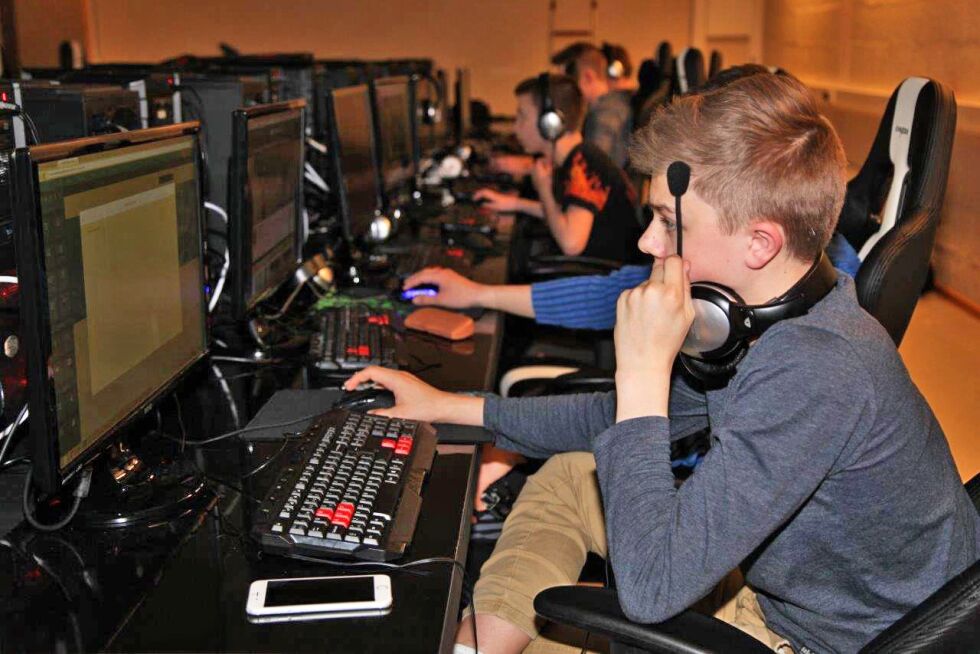 Kvalsund har en svært aktiv dataklubb: Kvalsund E-sport og Dataforening.
 Foto: Pål Reidar Fredriksen (arkiv)