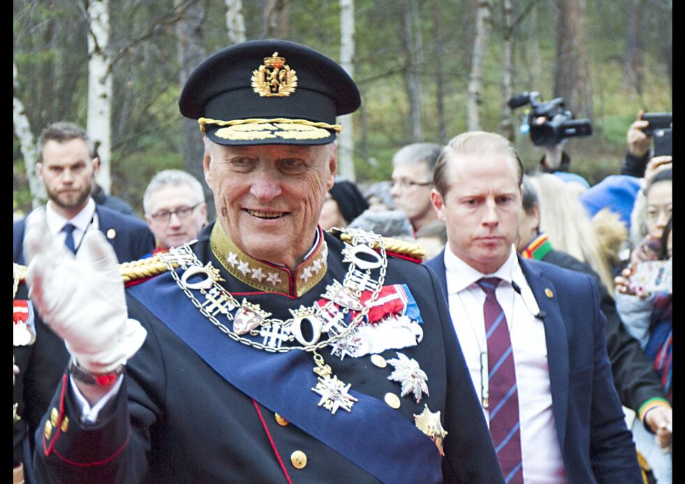 En stor kulturmønstring venter kong Harald når han ankommer Karasjok på torsdag.
 Foto: June  Helén Bjørnback